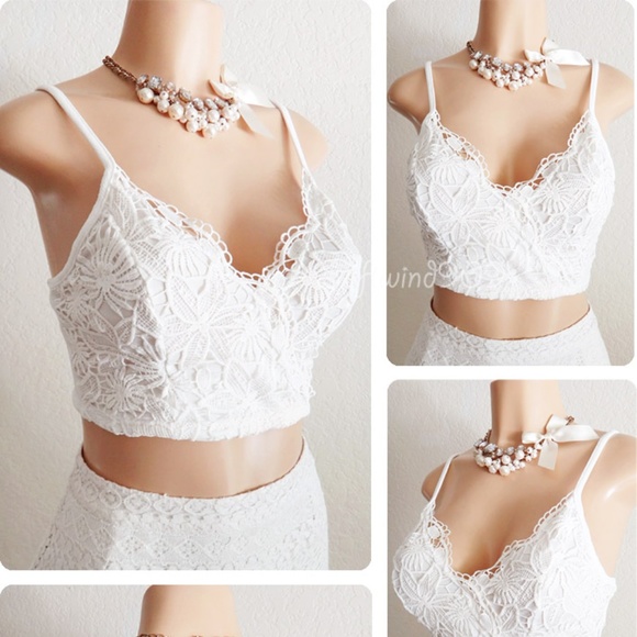 ❌Sold out❌ Crochet Lace Cropped Bralette Top - Picture 3 of 8